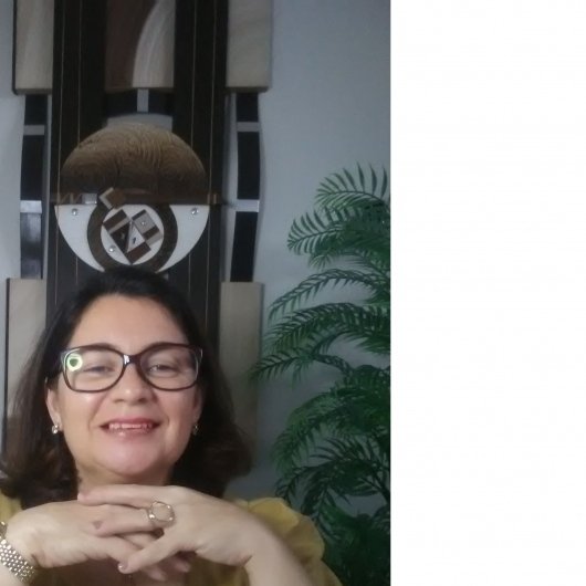 Prof. Fabíola Carmen Souto Maior