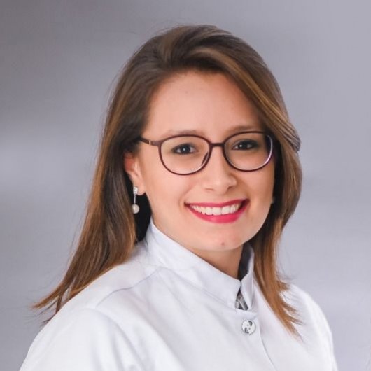 Dra. Gilliane Batista Ferreira Da Costa