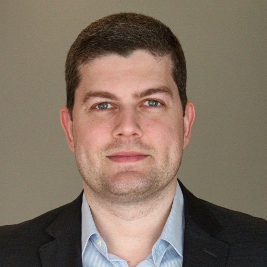 Dr. Erick Campos