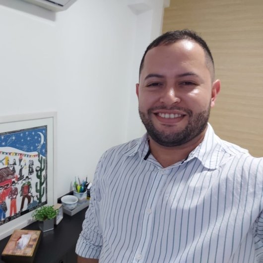 Dr. Ihgu José Lucena Gomes