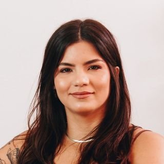 Caroline Leonel dos Santos