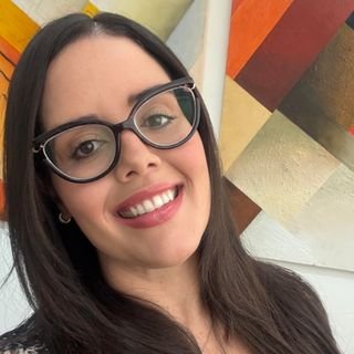Ana Sílvia Castro