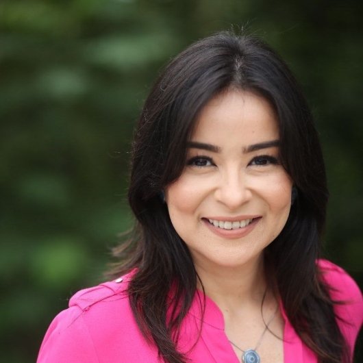 Dra. Isa Sato