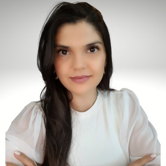 Dra. Gabriella Peres Deslandes Botelho