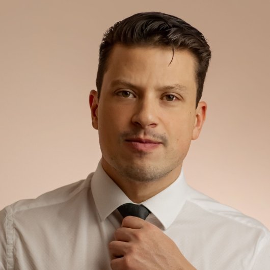 Dr. Mateus Koeche Pellizzaro