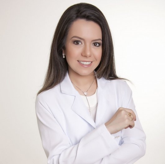Dra. Karen Scherer Bastos