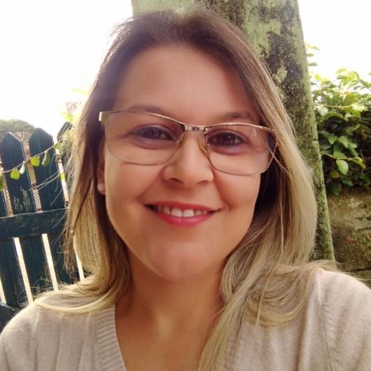 Tania das Graças Faria