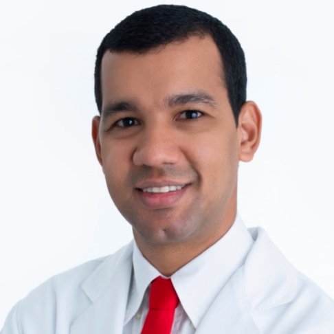 Dr. Lucas Lelis