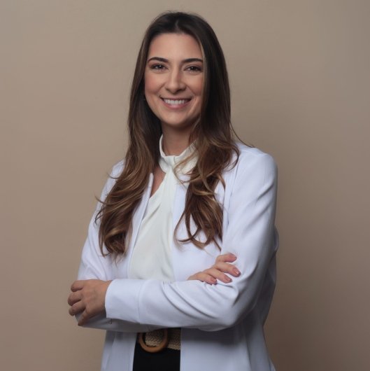 Dra. Giulia Atikian Guerrera Esteves