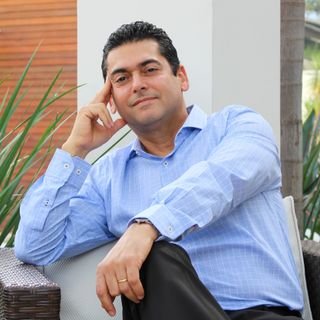 Dr. Marcos Caetano