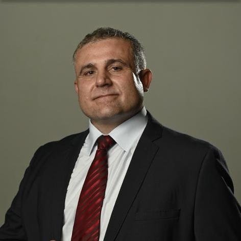 Dr. Victor Mauro