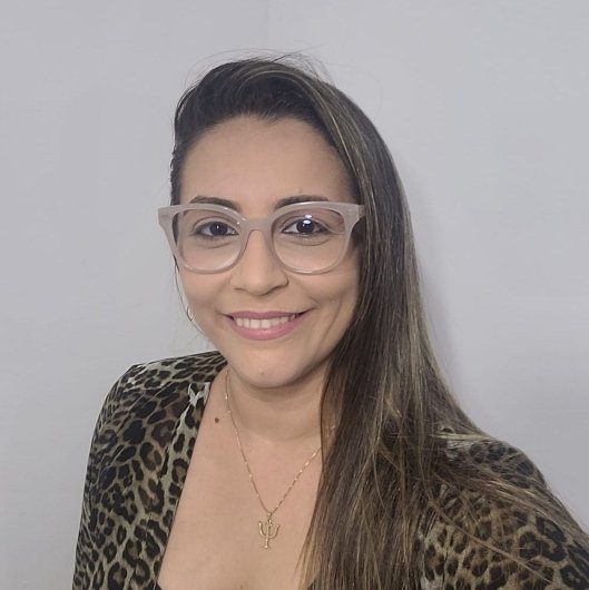 Dra. Elaine Lima