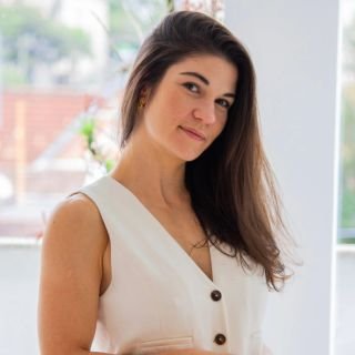 Dra. Larissa Hammes