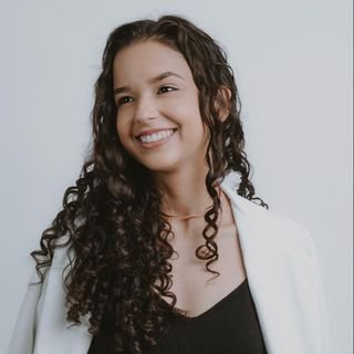 Dra. Karen César