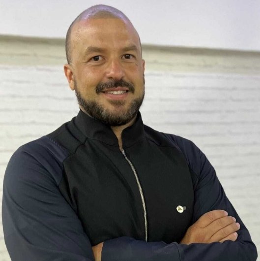 Dr. Renato Coriolano