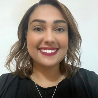 Dra. Nayara Larangeiras