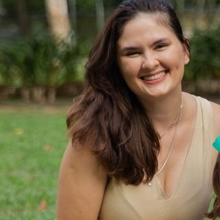 Dra. Dryelle Fernandes Pereira de Melo