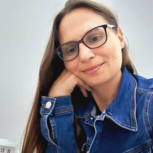 Elisangela Tramontin