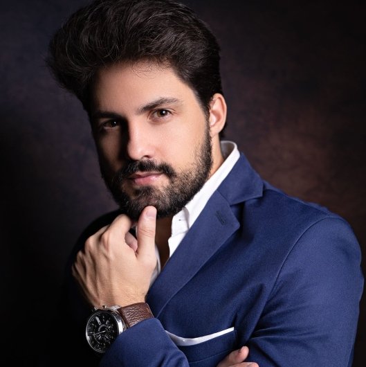 Dr. Caio Villela