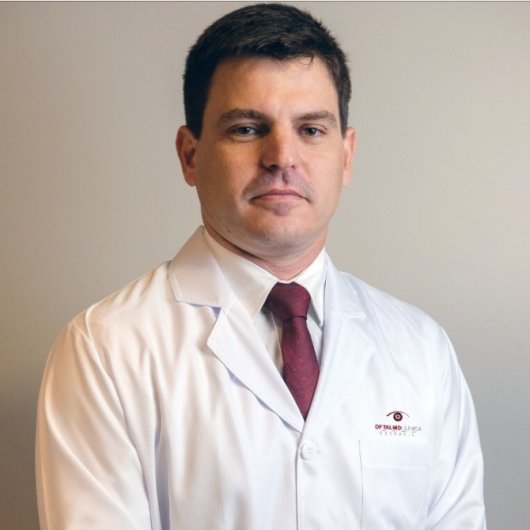 Dr. Ricardo Lago