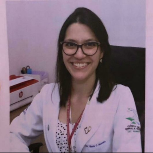 Dra. Tássia Cristina Monteiro Janssen