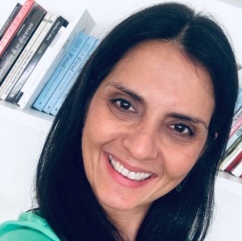 Prof. Alexandra Araujo