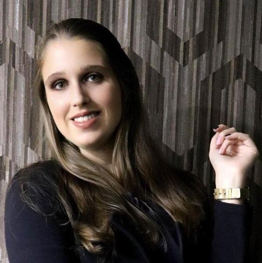 Jeane Samara Zucchi