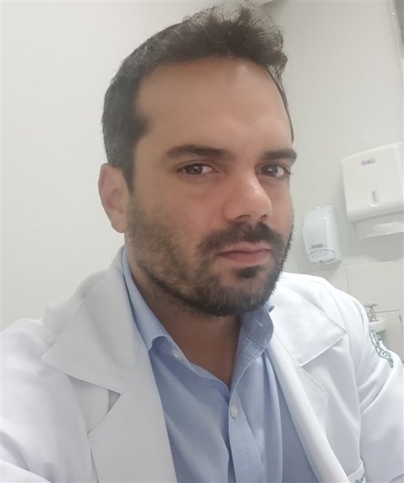 Dr. Gustavo Penha Paiva Magalhaes