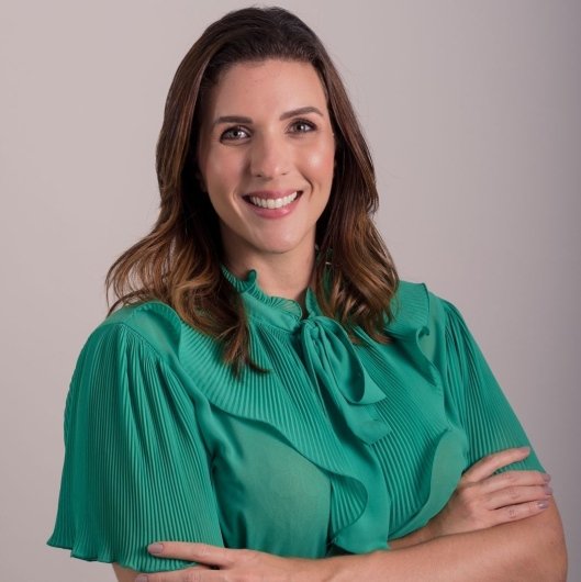 Dra. Nathalie Oliveira