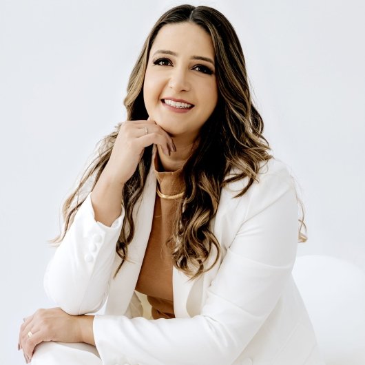 Dra. Monise Taquett
