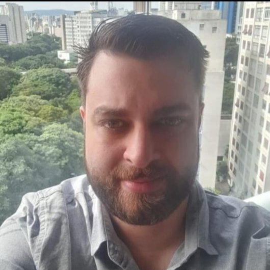 Dr. Hennan Teixeira