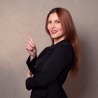 Dra. Karoline Pegaiani