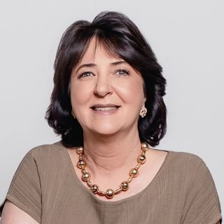 Dra. Euzanete Maria Coser