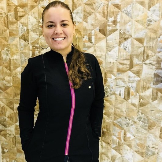 Dra. Mariana Azevedo