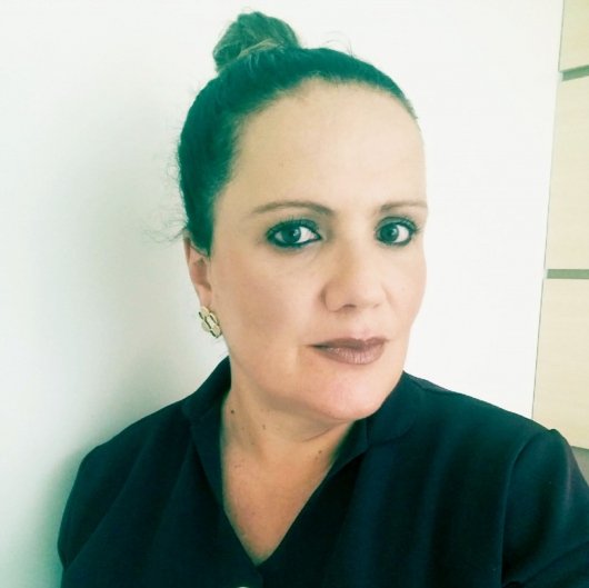 Dra. Ana Pires