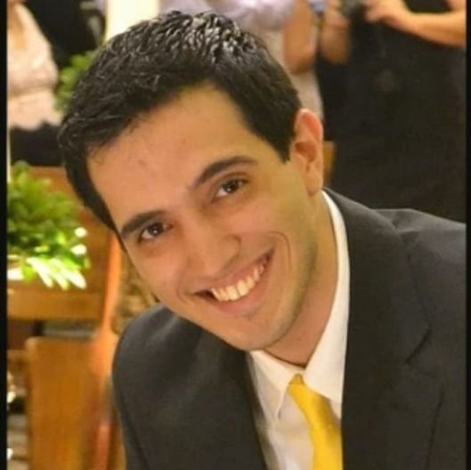 Dr. Alexandre Omena
