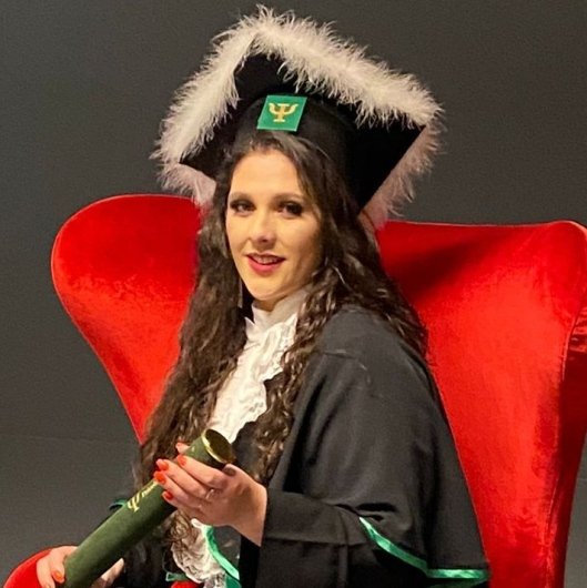 Dra. Bruna de Andrade
