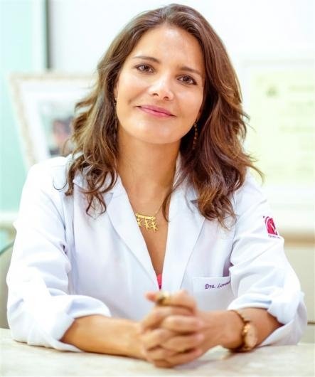 Dra. Lorena Gloria Silvia Aguirre Zambrano Velho