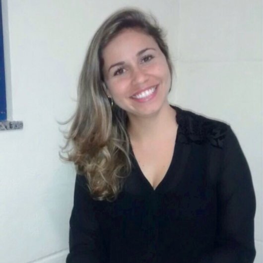 Ellen Barros