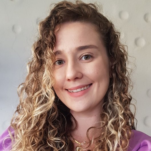 Dra. Gabriela Fornazari