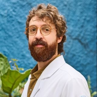 Dr. Fabio Dezo