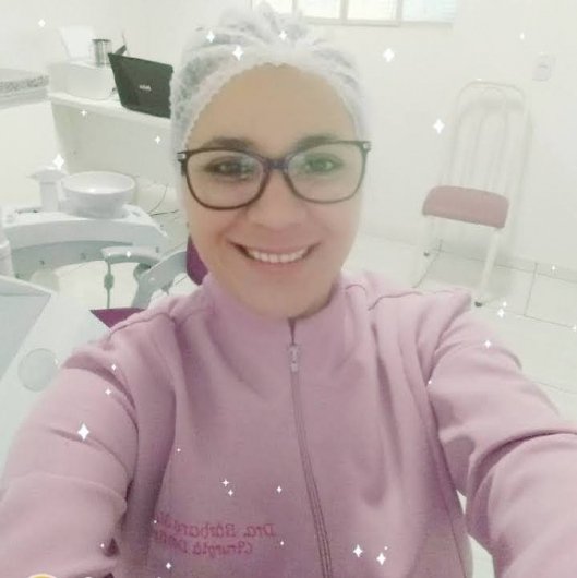 Dra. Bárbara Monik Pereira Santos