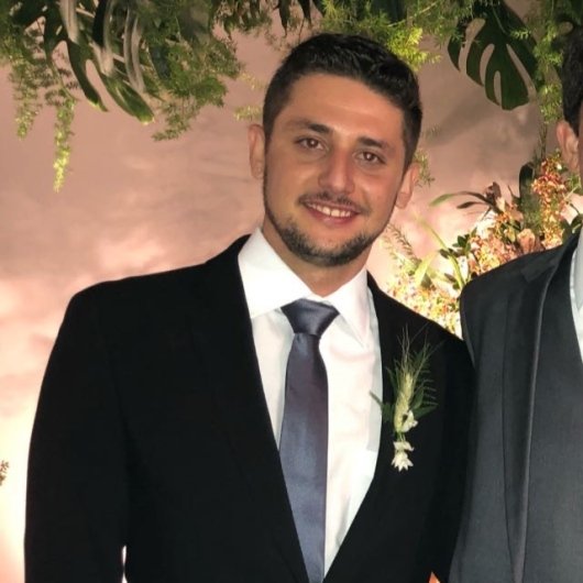 Dr. Vítor Machado Perissini