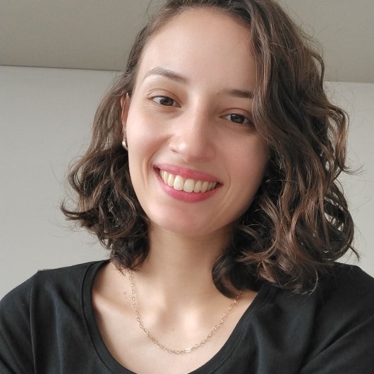 Dra. Larissa Jaber