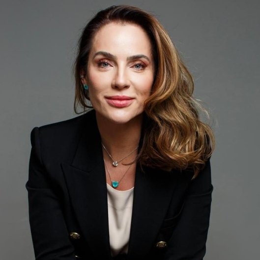 Aline Marim Paro