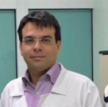 Dr. Julio Cesar Salles Santos