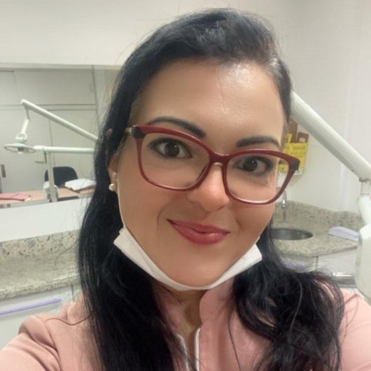 Dra. Fabiana C M Sanches