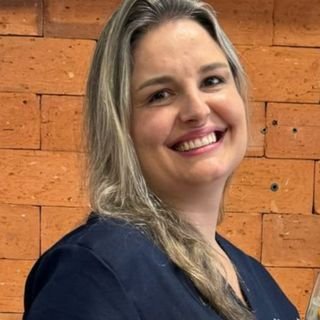 Dra. Bianca Huziuk