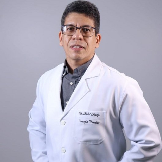 Dr. Andre Araujo