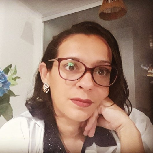 Dra. Alline Carvalho